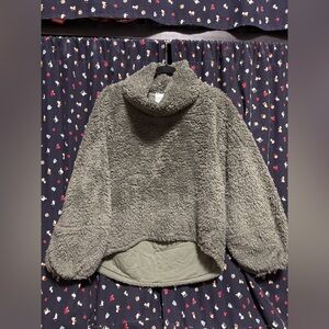 Lululemon Warm Restore Sherpa Pullover Size M/L